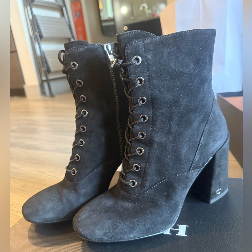 Coach leather Elegant Black Suede Ankle Boots 37